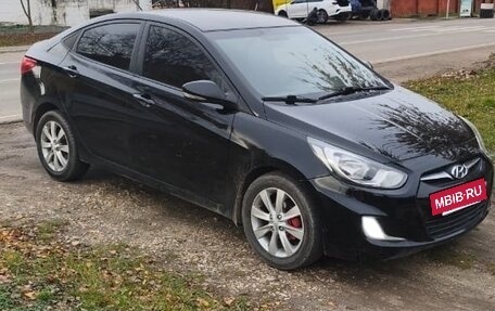 Hyundai Solaris II рестайлинг, 2011 год, 950 000 рублей, 4 фотография