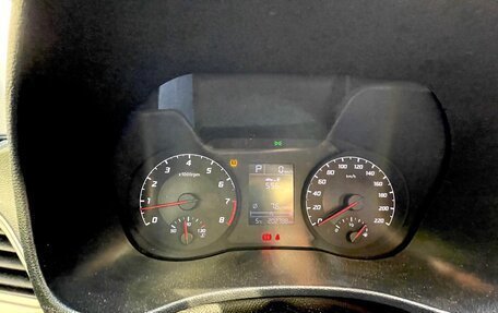 Hyundai Solaris II рестайлинг, 2020 год, 1 050 000 рублей, 12 фотография