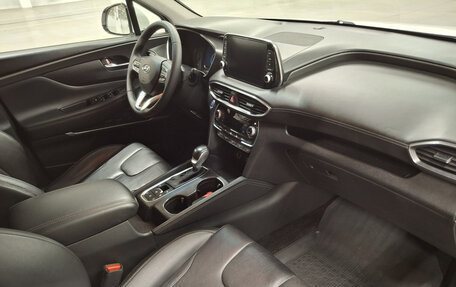 Hyundai Santa Fe IV, 2018 год, 3 000 000 рублей, 13 фотография