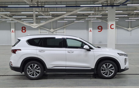 Hyundai Santa Fe IV, 2018 год, 3 000 000 рублей, 5 фотография