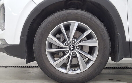 Hyundai Santa Fe IV, 2018 год, 3 000 000 рублей, 22 фотография