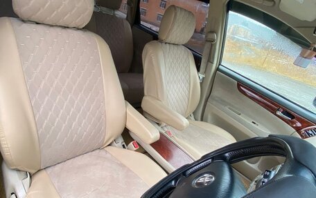 Toyota Ipsum II, 2003 год, 1 050 000 рублей, 22 фотография