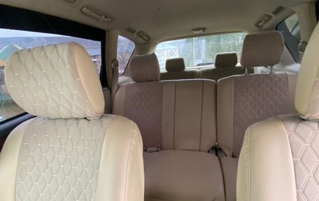 Toyota Ipsum II, 2003 год, 1 050 000 рублей, 20 фотография