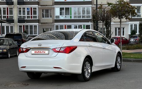Hyundai Sonata VI, 2011 год, 700 000 рублей, 6 фотография