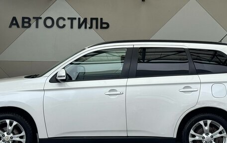 Mitsubishi Outlander III рестайлинг 3, 2013 год, 1 349 000 рублей, 5 фотография