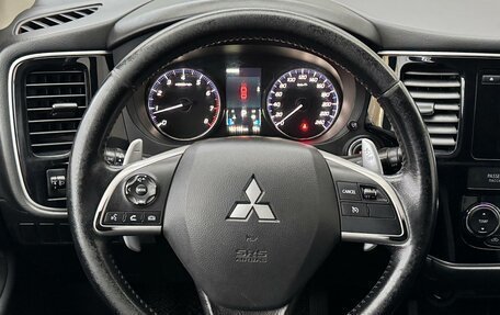 Mitsubishi Outlander III рестайлинг 3, 2013 год, 1 349 000 рублей, 14 фотография