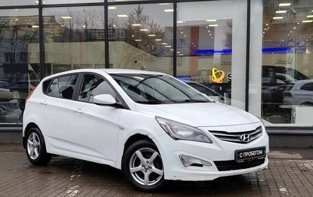 Hyundai Solaris II рестайлинг, 2015 год, 940 000 рублей, 3 фотография