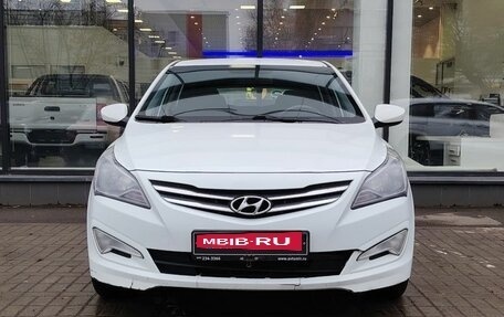 Hyundai Solaris II рестайлинг, 2015 год, 940 000 рублей, 2 фотография