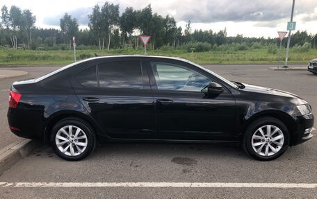 Skoda Octavia, 2018 год, 1 850 000 рублей, 13 фотография