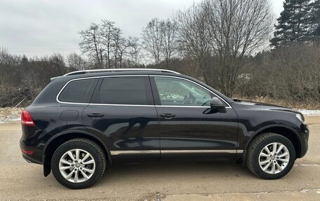 Volkswagen Touareg III, 2011 год, 1 900 000 рублей, 5 фотография