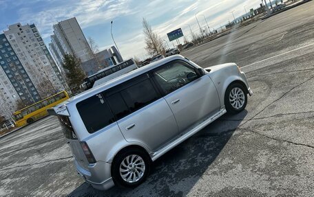 Toyota bB I рестайлинг, 2001 год, 470 000 рублей, 3 фотография