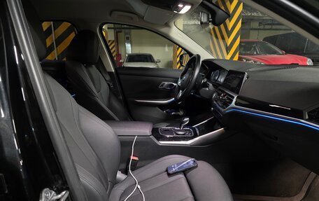 BMW 3 серия, 2020 год, 3 550 000 рублей, 14 фотография