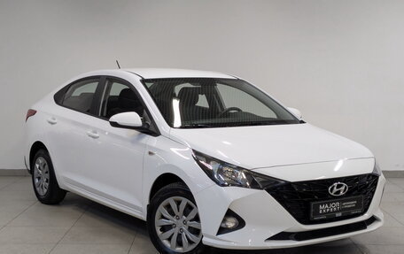 Hyundai Solaris II рестайлинг, 2022 год, 1 895 000 рублей, 3 фотография