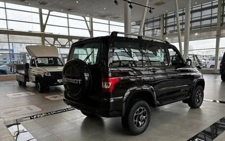 ЛуАЗ Patriot, 2025 год, 1 906 000 рублей, 6 фотография