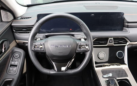 CheryExeed TXL, 2023 год, 2 350 000 рублей, 10 фотография