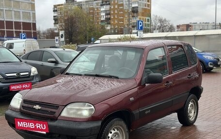 Chevrolet Niva I рестайлинг, 2003 год, 175 000 рублей, 3 фотография