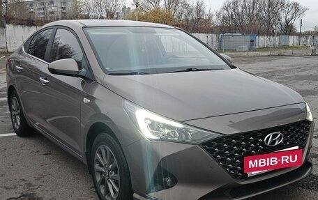 Hyundai Solaris II рестайлинг, 2022 год, 1 870 000 рублей, 3 фотография