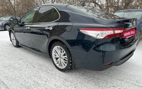 Toyota Camry, 2020 год, 3 350 000 рублей, 25 фотография