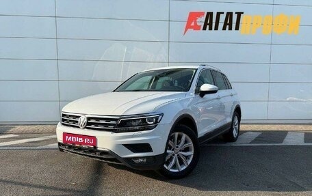 Volkswagen Tiguan II, 2018 год, 2 650 000 рублей, 1 фотография