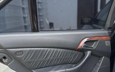 Mercedes-Benz S-Класс, 2003 год, 800 000 рублей, 20 фотография