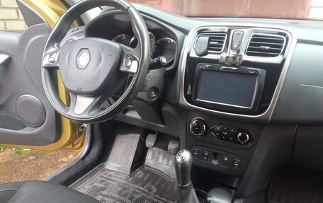 Renault Sandero II рестайлинг, 2015 год, 870 000 рублей, 10 фотография