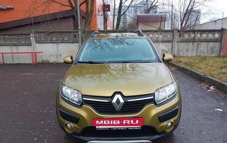 Renault Sandero II рестайлинг, 2015 год, 870 000 рублей, 3 фотография