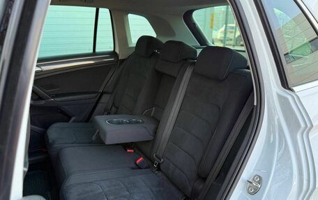 Volkswagen Tiguan II, 2018 год, 2 650 000 рублей, 11 фотография