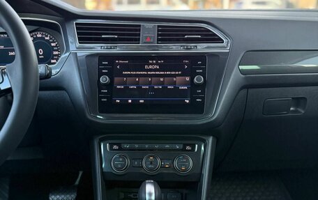 Volkswagen Tiguan II, 2018 год, 2 650 000 рублей, 7 фотография