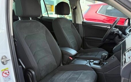 Volkswagen Tiguan II, 2018 год, 2 650 000 рублей, 10 фотография