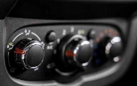 Renault Duster I рестайлинг, 2015 год, 1 098 000 рублей, 27 фотография