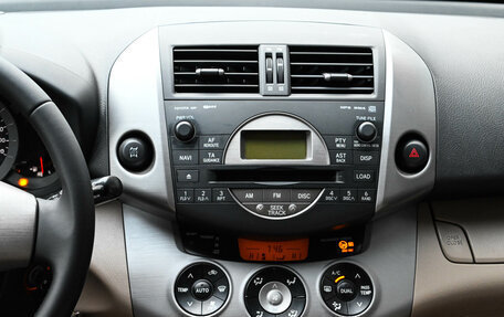 Toyota RAV4, 2007 год, 1 050 000 рублей, 14 фотография