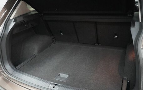 Volkswagen Tiguan II, 2017 год, 1 990 000 рублей, 10 фотография