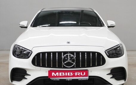 Mercedes-Benz E-Класс, 2020 год, 4 050 000 рублей, 2 фотография