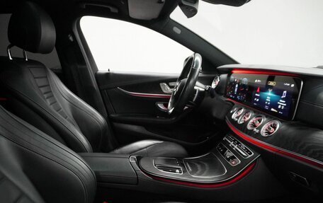 Mercedes-Benz E-Класс, 2020 год, 4 050 000 рублей, 12 фотография