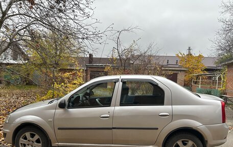 Renault Logan I, 2013 год, 390 000 рублей, 3 фотография