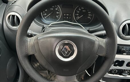 Renault Logan I, 2013 год, 390 000 рублей, 6 фотография
