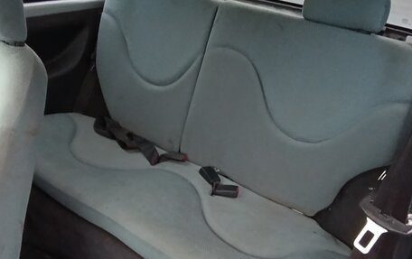 Nissan Micra II, 2001 год, 137 000 рублей, 9 фотография