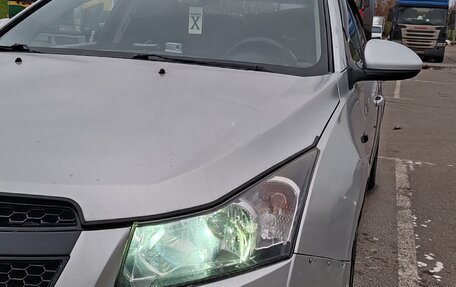 Chevrolet Cruze II, 2011 год, 580 000 рублей, 6 фотография