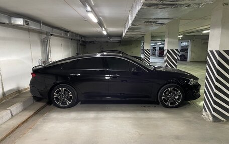 KIA K5, 2021 год, 2 990 000 рублей, 21 фотография