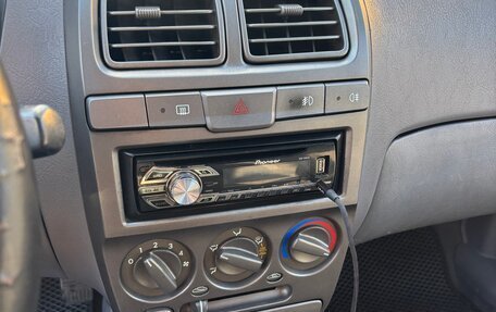 Hyundai Accent II, 2003 год, 370 000 рублей, 13 фотография