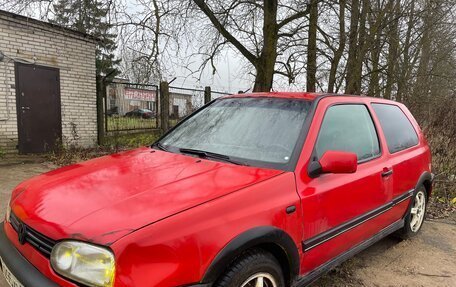 Volkswagen Golf III, 1995 год, 125 000 рублей, 2 фотография