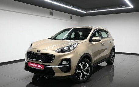 KIA Sportage IV рестайлинг, 2019 год, 2 445 000 рублей, 1 фотография