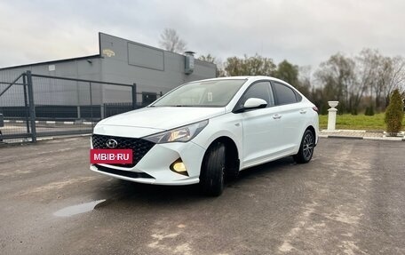 Hyundai Solaris II рестайлинг, 2020 год, 1 250 000 рублей, 2 фотография