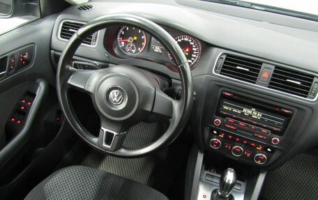 Volkswagen Jetta VI, 2012 год, 800 000 рублей, 16 фотография