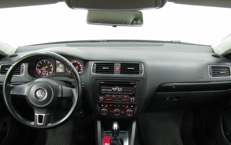 Volkswagen Jetta VI, 2012 год, 800 000 рублей, 15 фотография