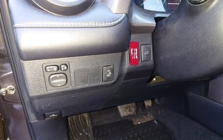 Toyota RAV4, 2018 год, 2 600 000 рублей, 9 фотография