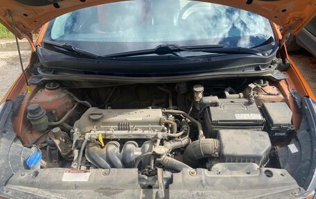 Hyundai Solaris II рестайлинг, 2015 год, 680 000 рублей, 5 фотография