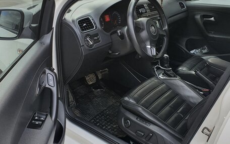 Volkswagen Polo VI (EU Market), 2012 год, 935 000 рублей, 3 фотография