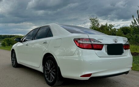 Toyota Camry, 2016 год, 2 300 000 рублей, 4 фотография