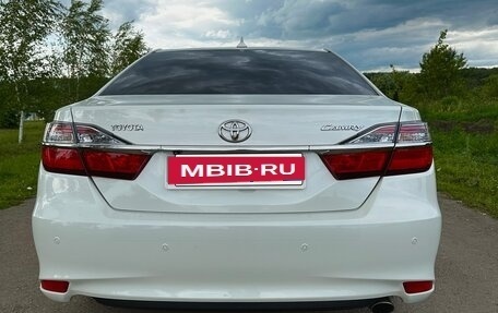 Toyota Camry, 2016 год, 2 300 000 рублей, 6 фотография